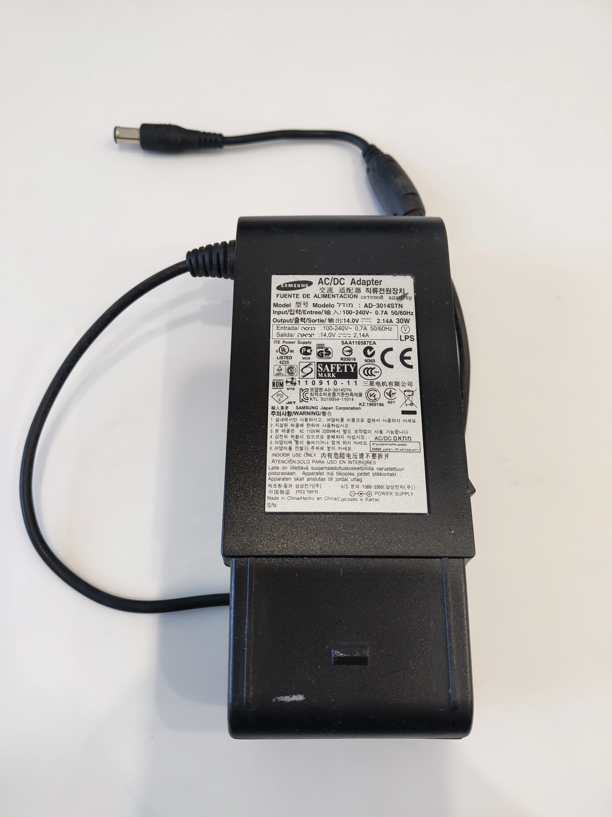 Samsung AD-3014STN 14.0v-2.14a(30w) adapter