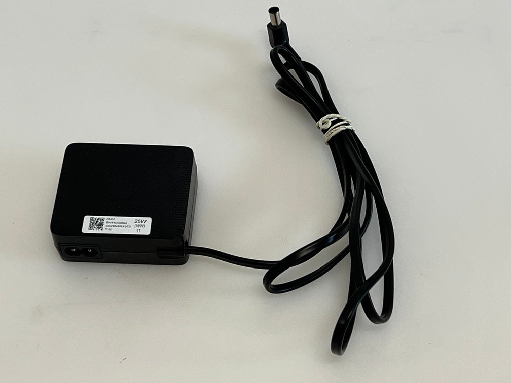 Samsung BN44-00989A / A2514_RPN – 14 V ⎓ 1.79 A (25 W) AC Adapter