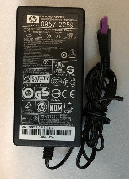 HP 0957-2259 AC Power Adapter