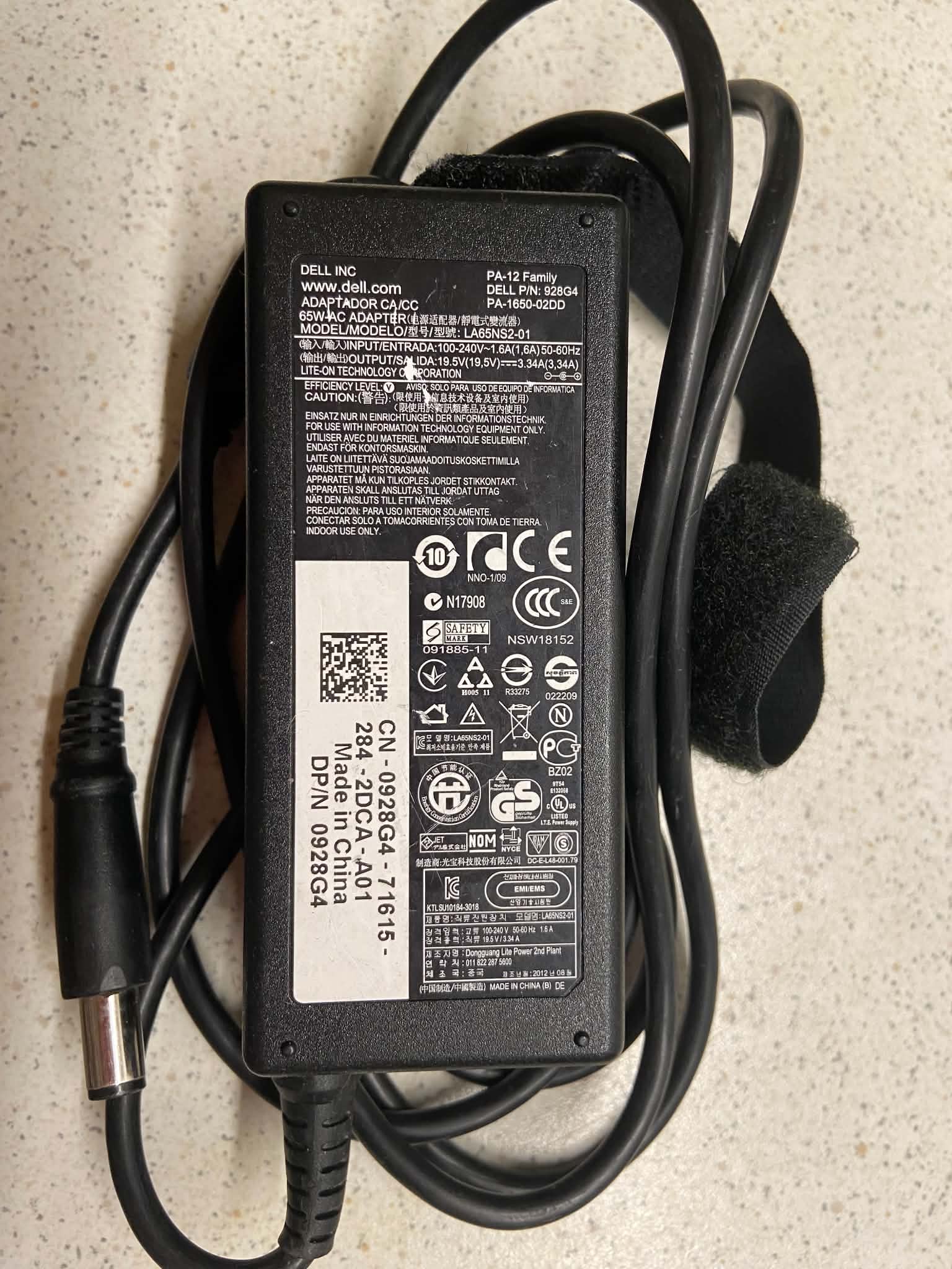 Dell LA65NS2-01 Adapter - 0928G4 19.5V 3.34A 65W