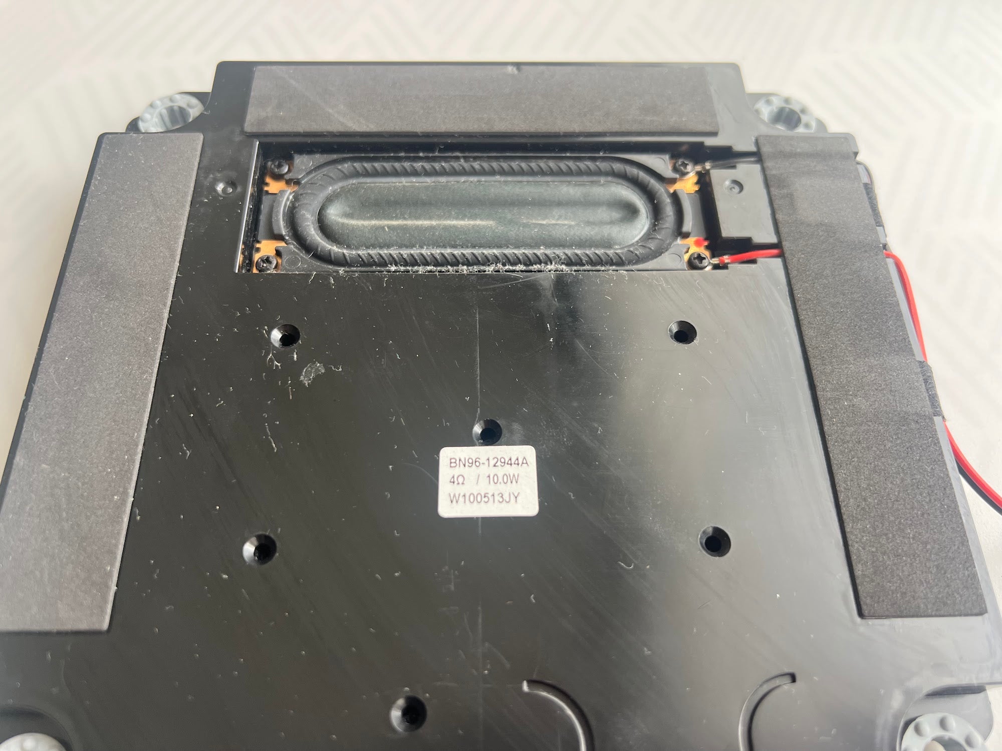 BN96-12944A woofer for Samsung UE32C5105