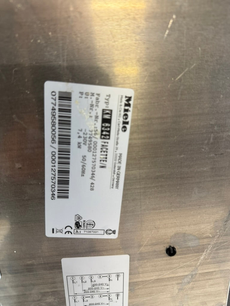 Miele KM 6342 induction hob for parts