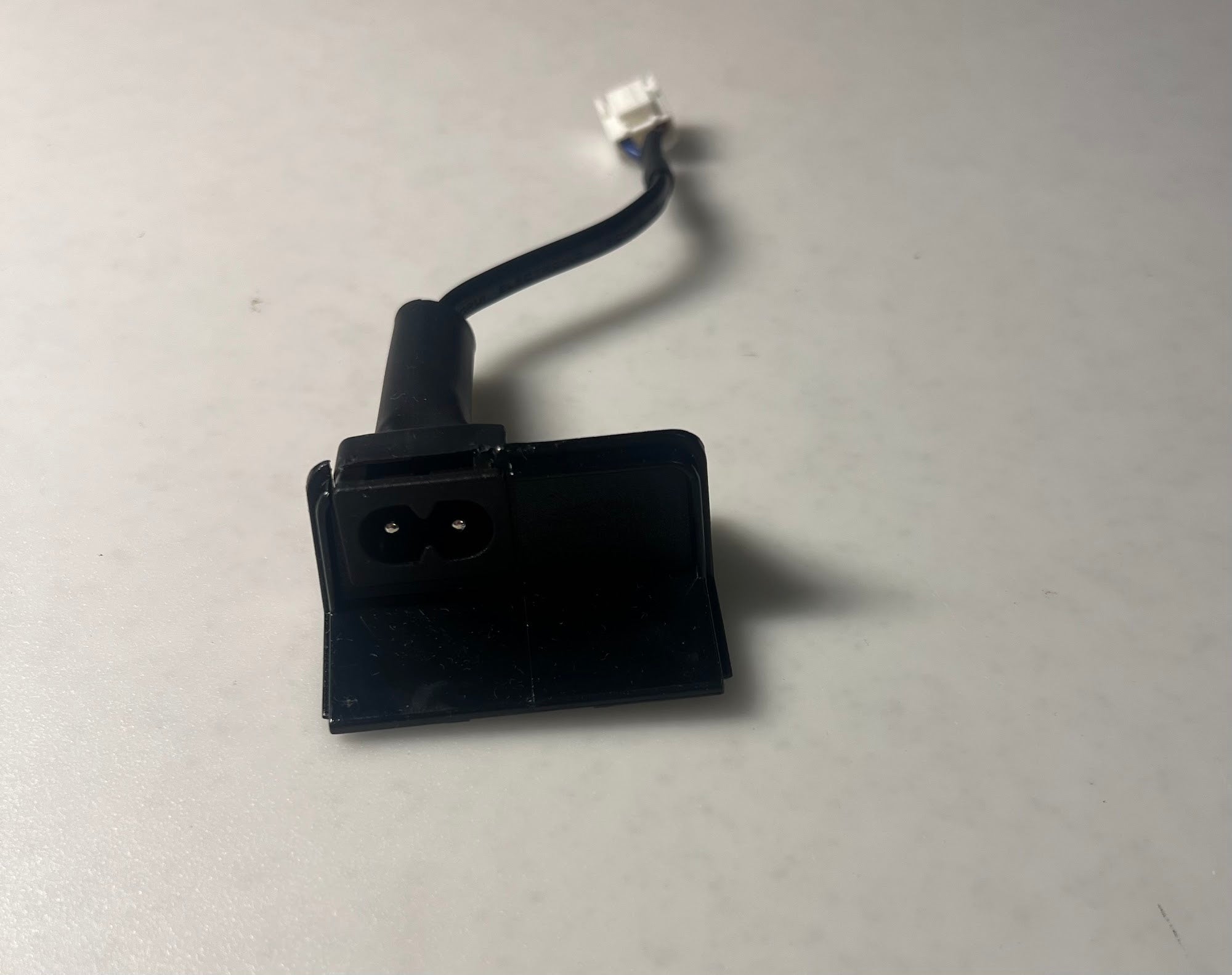 Power socket with cable for Finlux 43-FQAJ-9561