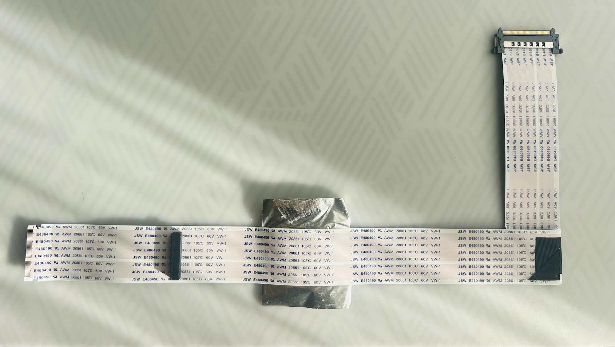FFC cable with shielding for TCL 50EP680