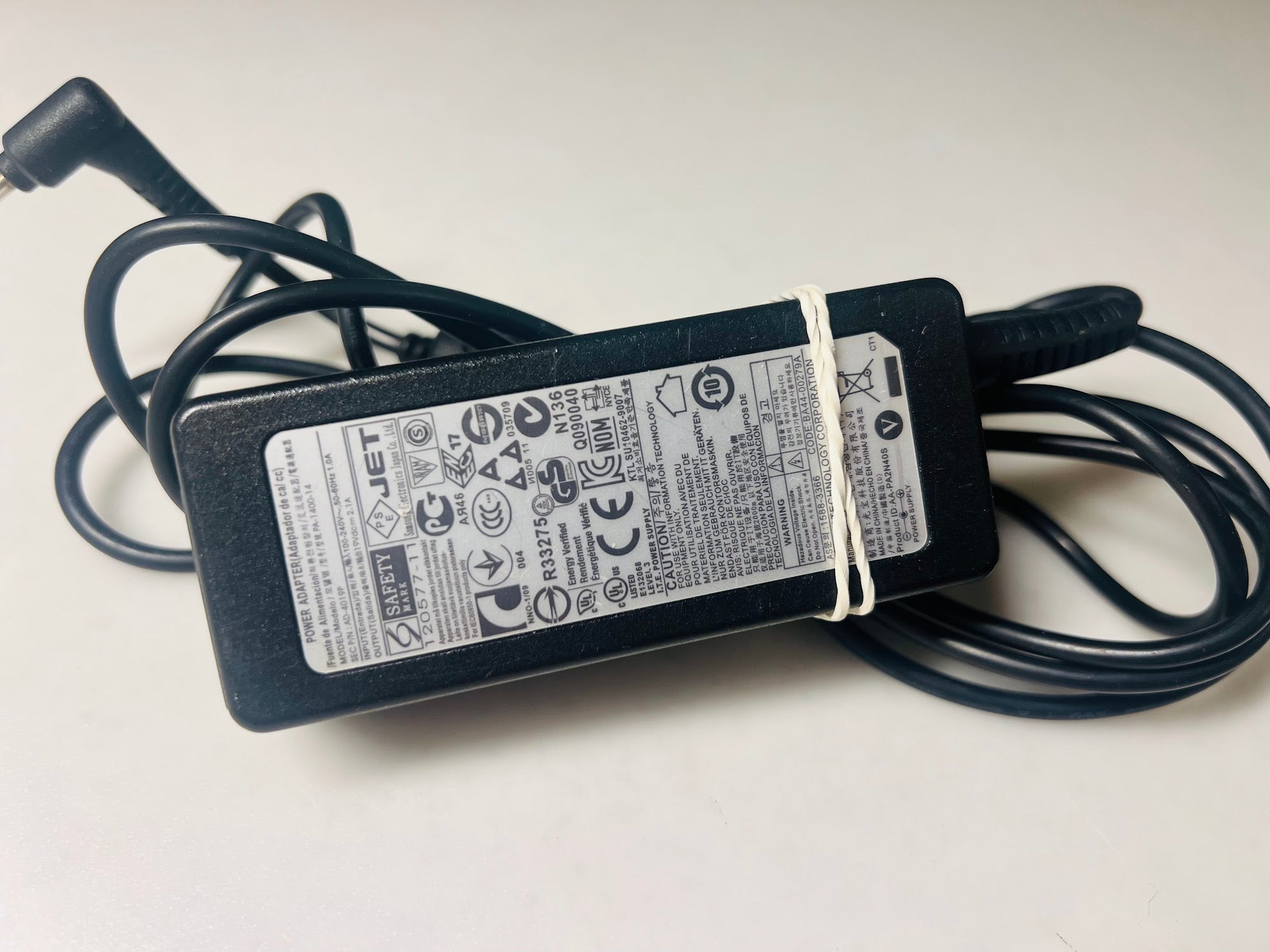 Samsung AD-4019P Adapter - BA44-00279A 19V 2.1A 40W