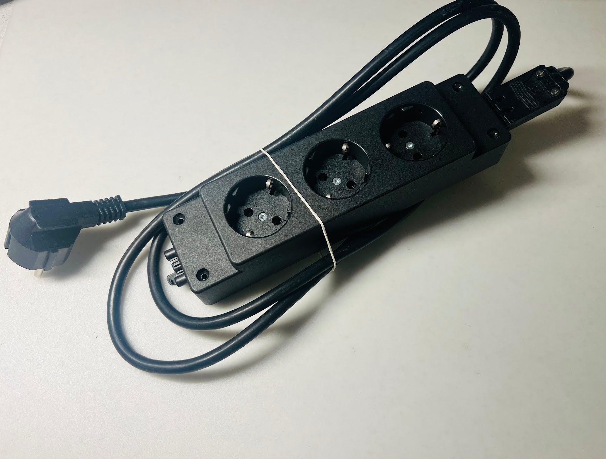 Wieland Netbox MSK 3-socket power strip 16A 250V