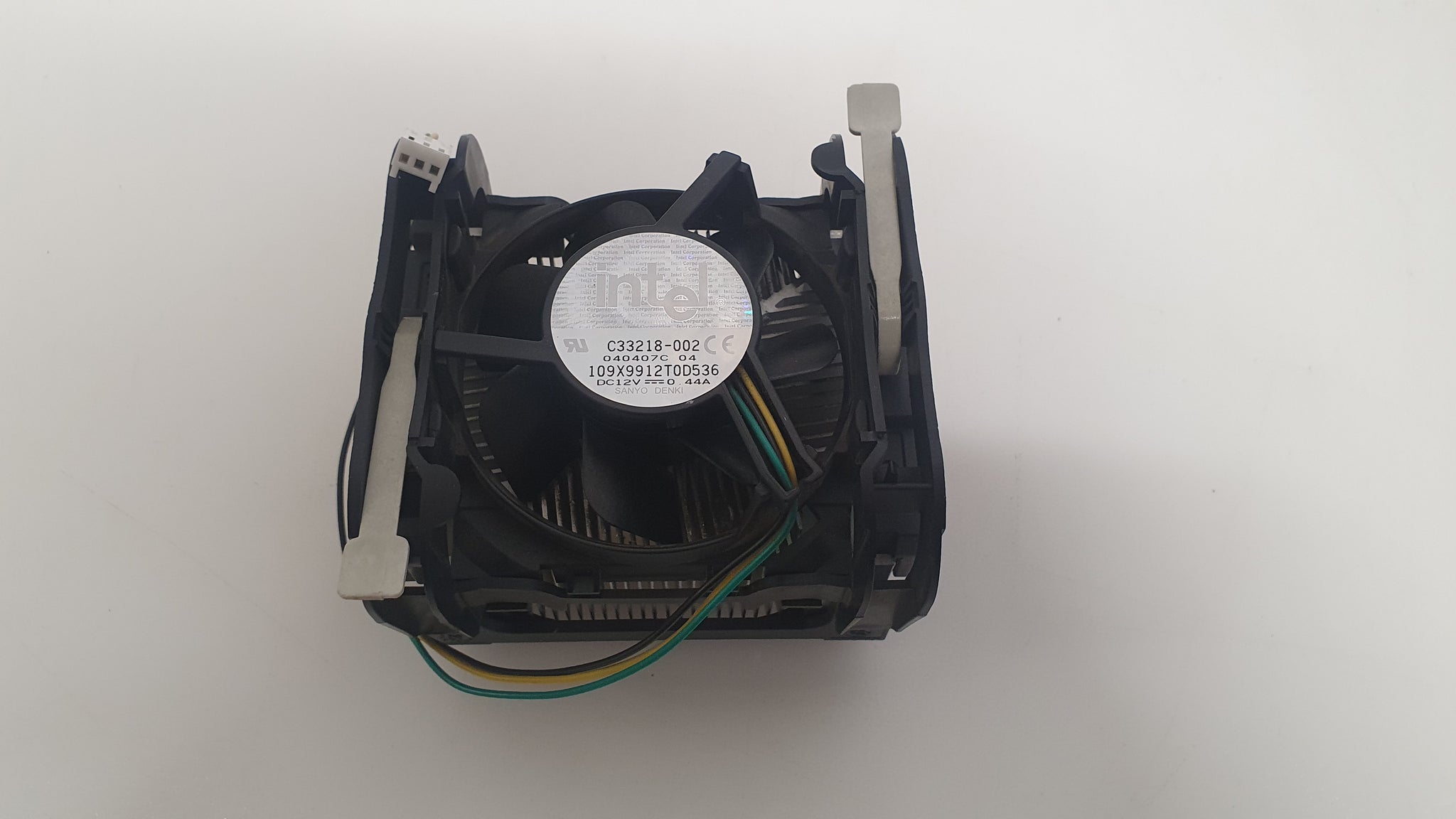 Intel C33218-002 CPU Cooling Fan With Heatsink