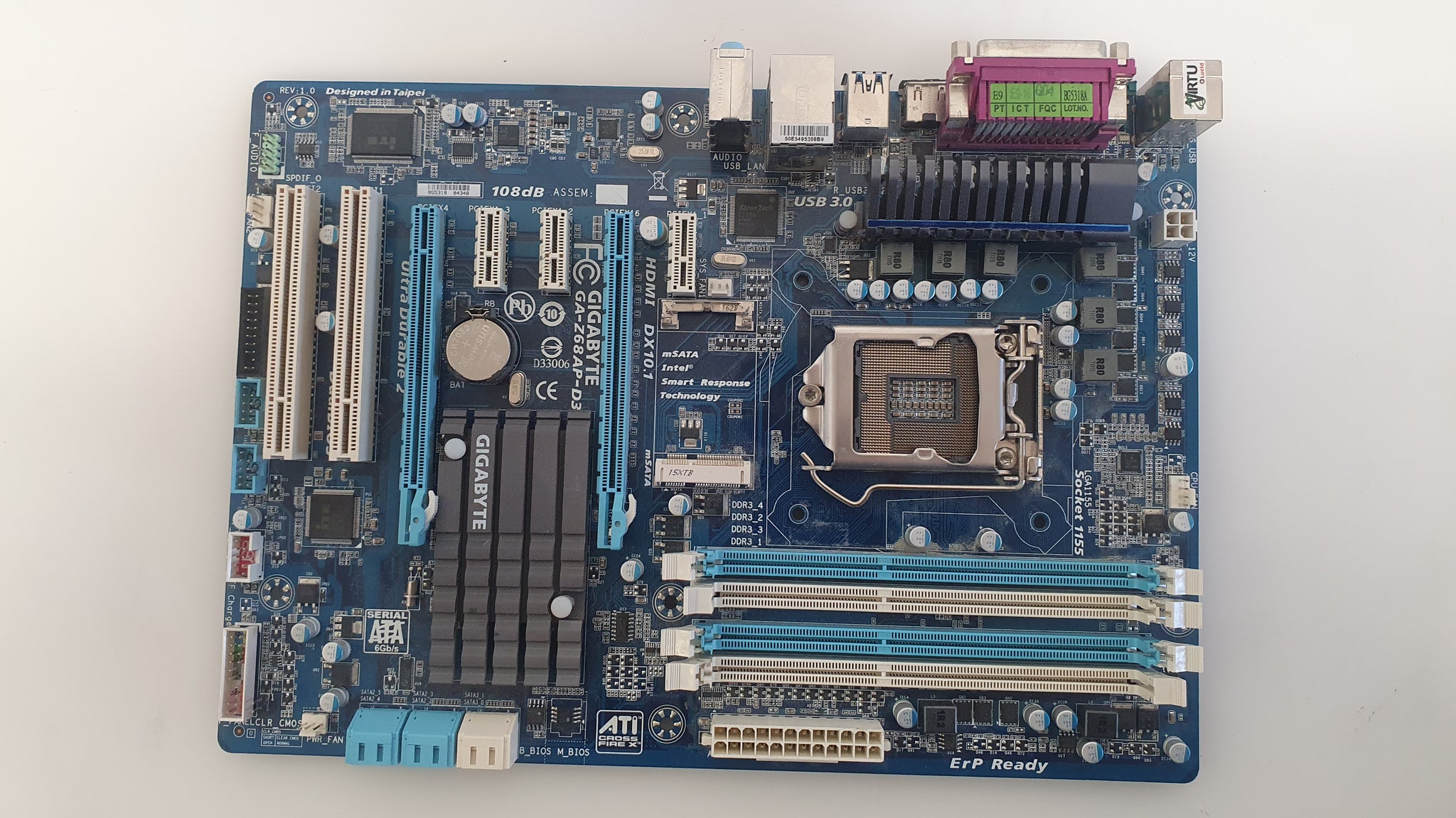 GIGABYTE GA-Z68AP-D3 mainboard - (defective - for spare parts)