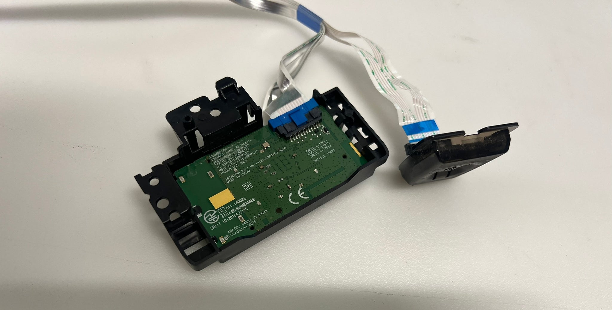 LG 65UK6400PLF Smart TV RF Module with Button Control - LGSBWAC72
