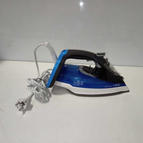 Ecost customer return Calor fv9710 C0 Ultimate Steam Iron 2800 W
