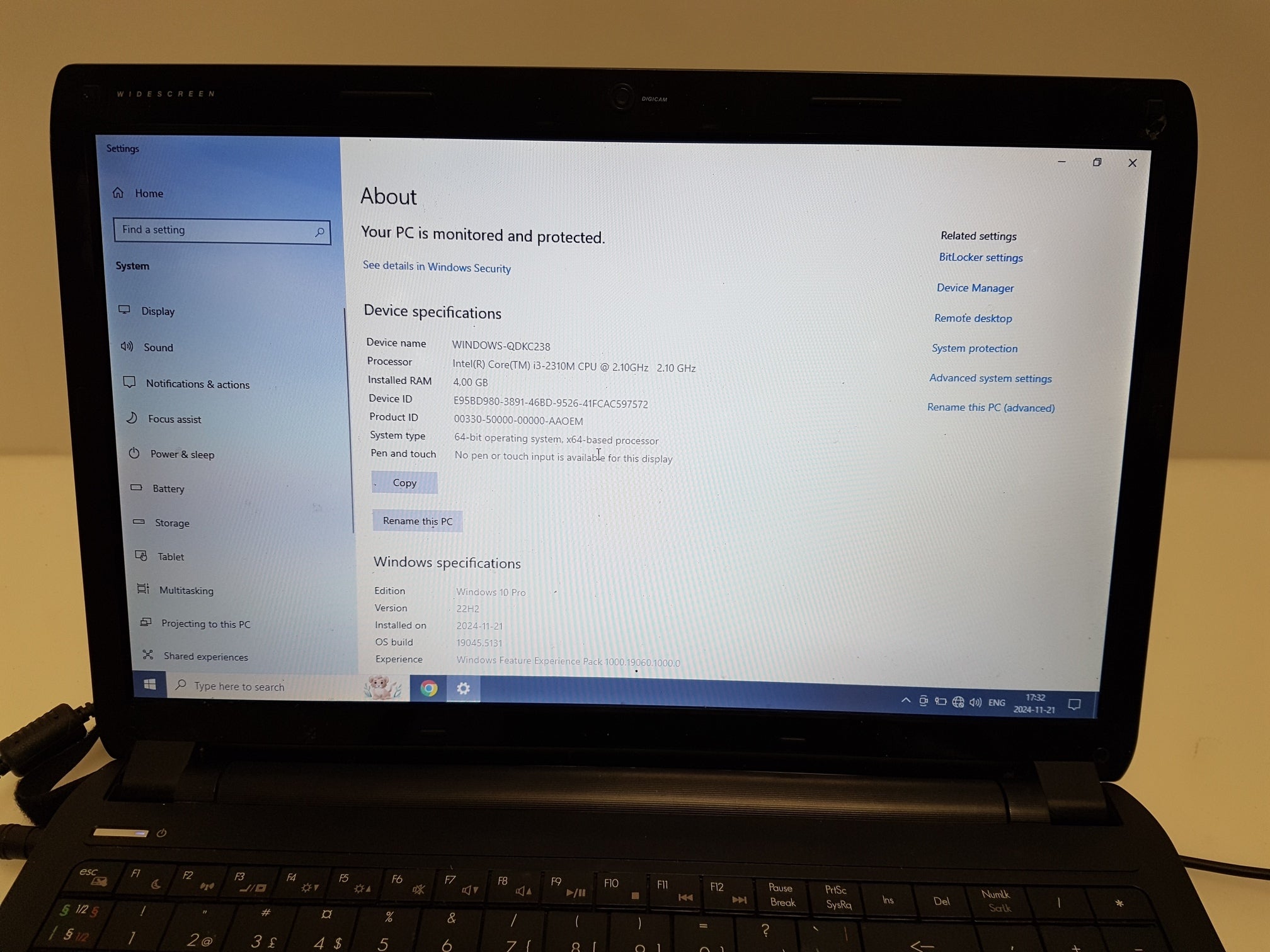 ABook 560HD | i3-2310M | 4GB RAM | 320GB HDD | Win 10 Pro