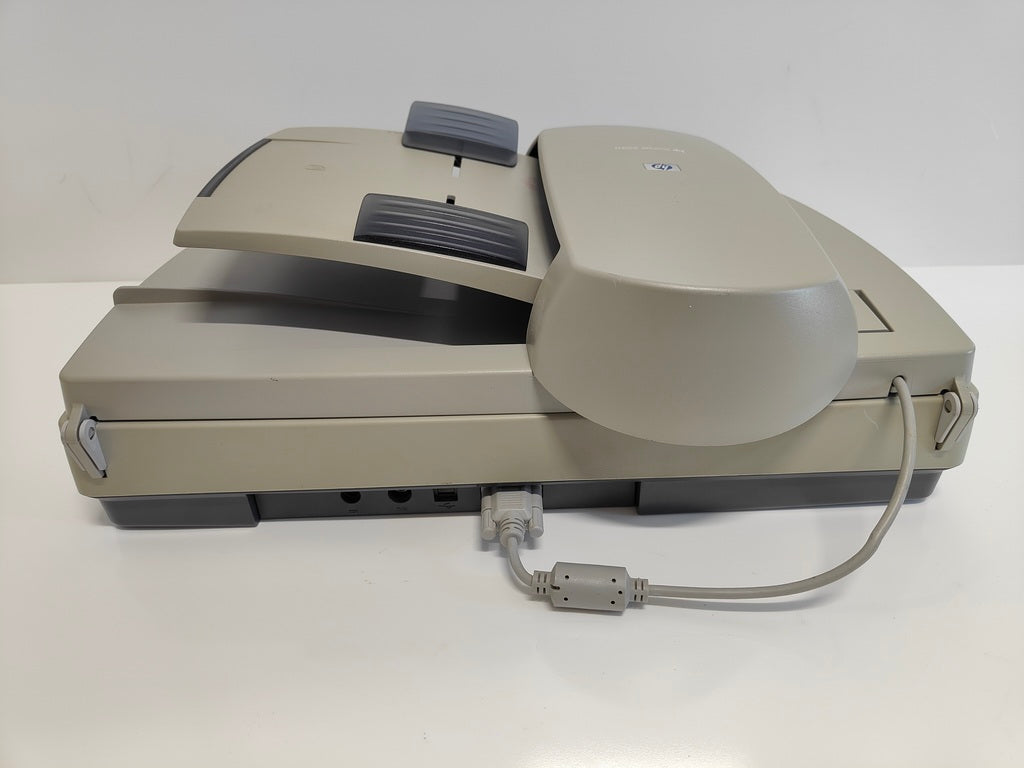 HP ScanJet 5590 – High-Resolution Flatbed Scanner with ADF