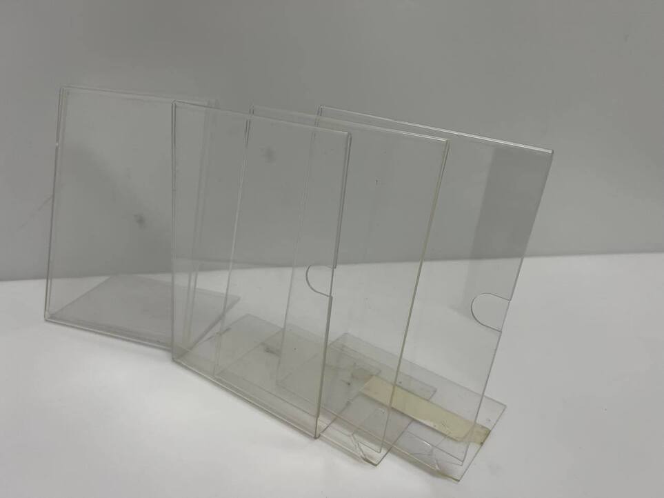 L-Shaped Plastic Promotional Display Stands A5 (21 cm x 15 cm)