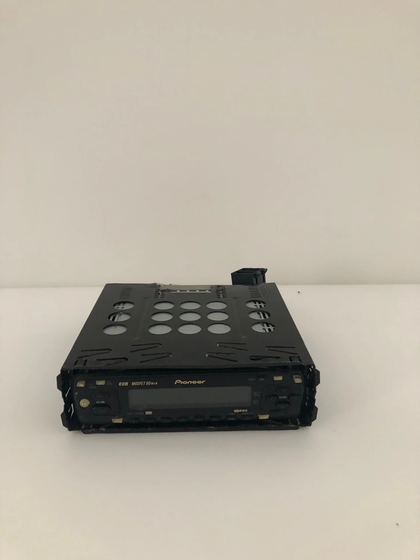 Pioneer DEH-P2530R is a high-power CD player
