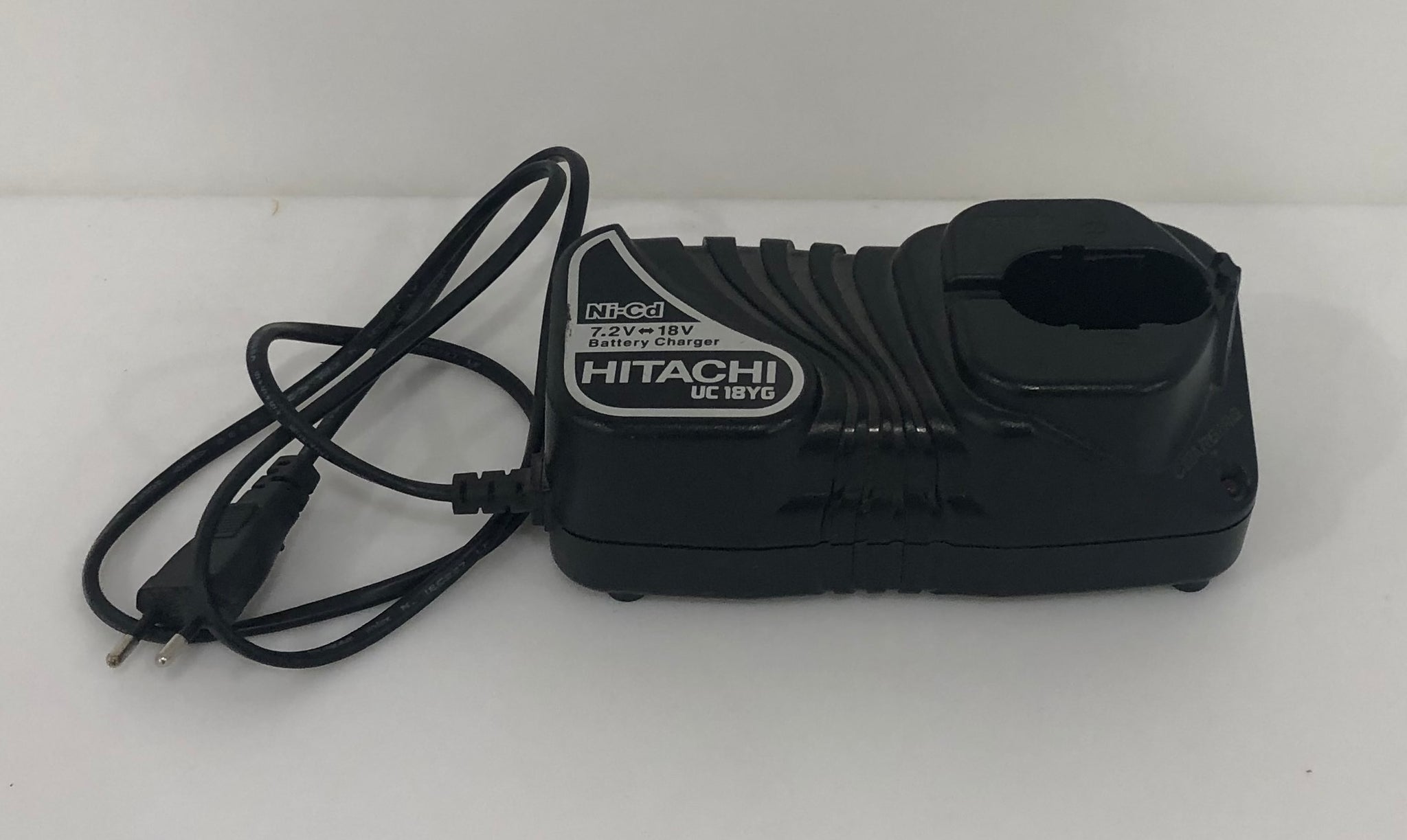 Genuine OEM Hitachi UC18YG Ni-Cd 7.2V - 18V Battery Charger Only