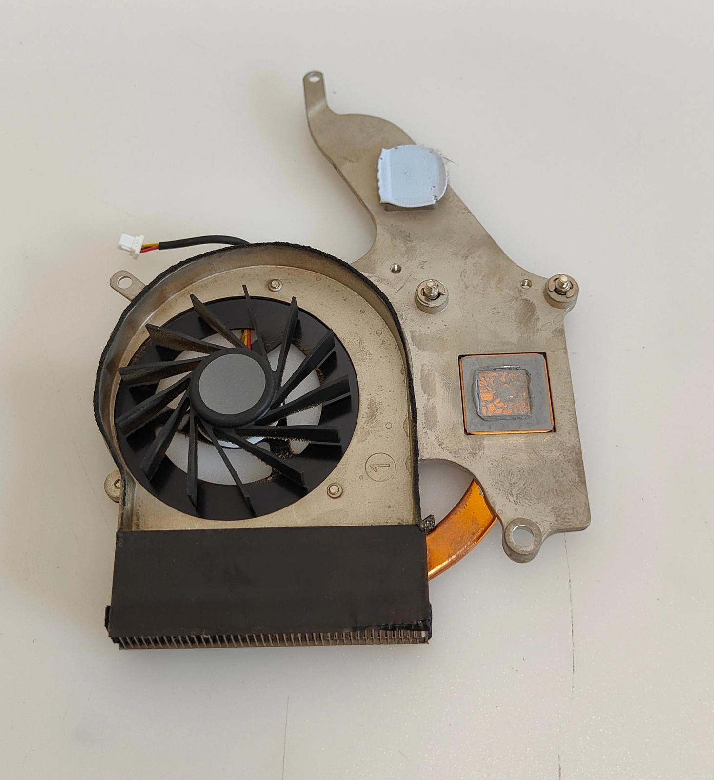 Fujitsu Siemens Esprimo Mobile M9400 - Cooling Heatsink & FAN - 6043B0037401 A01