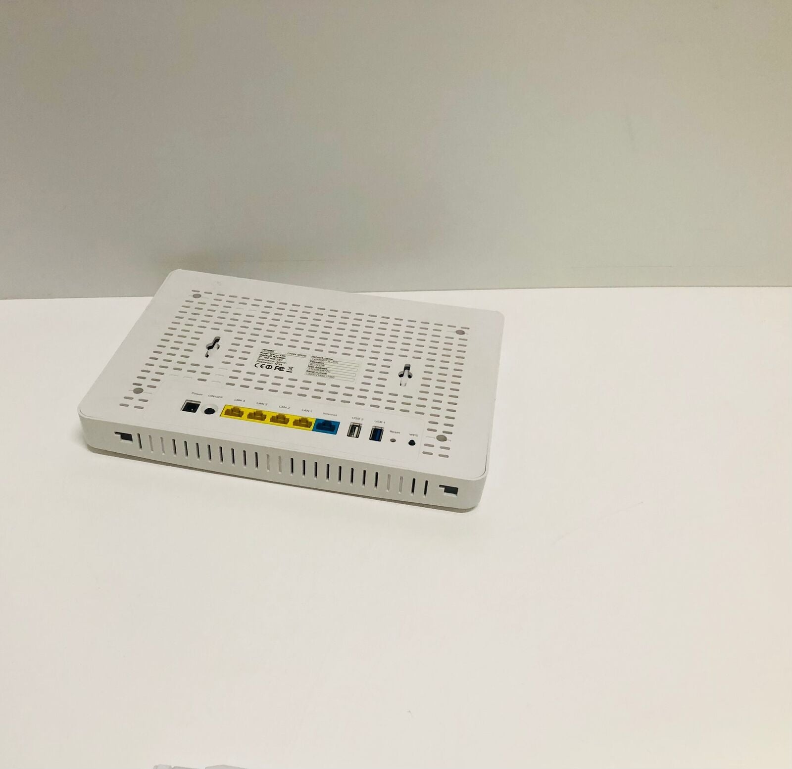 Jensen LYNX 9000 router