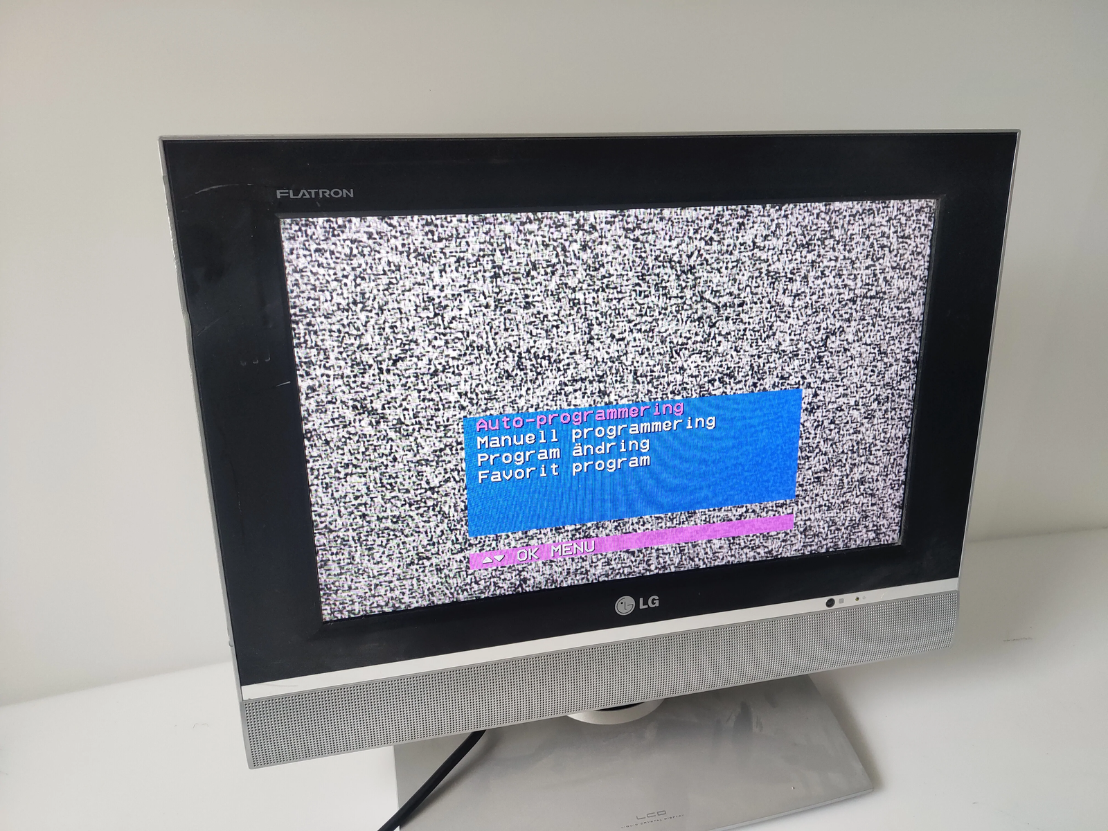 MATRIX (LCD PANEL) – LC171W03 (A4)(K7) for LG RZ-17LZ40