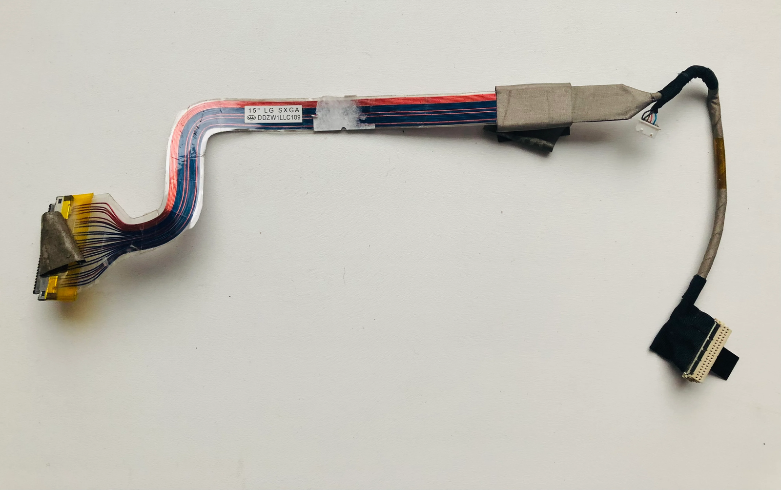 DDZW1LLC109 MAXDATA PRO 8100 LCD CABLE