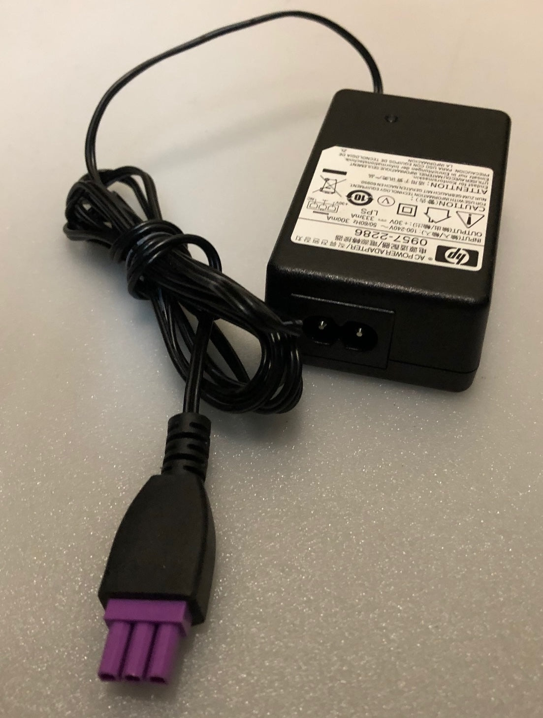 HP 0957-2286 AC Power Adapter