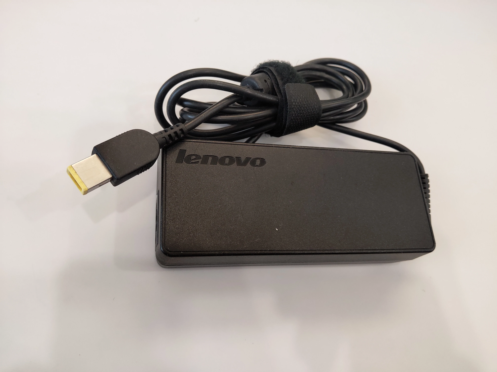 Lenovo ADLX90NCC3A 20v-4.5a(90w) adapter