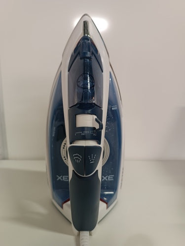 Ecost Customer Return, Imetec ZeroCalc Z3 3500 Steam Iron with Anticalcare Technology, Multi-Hole St