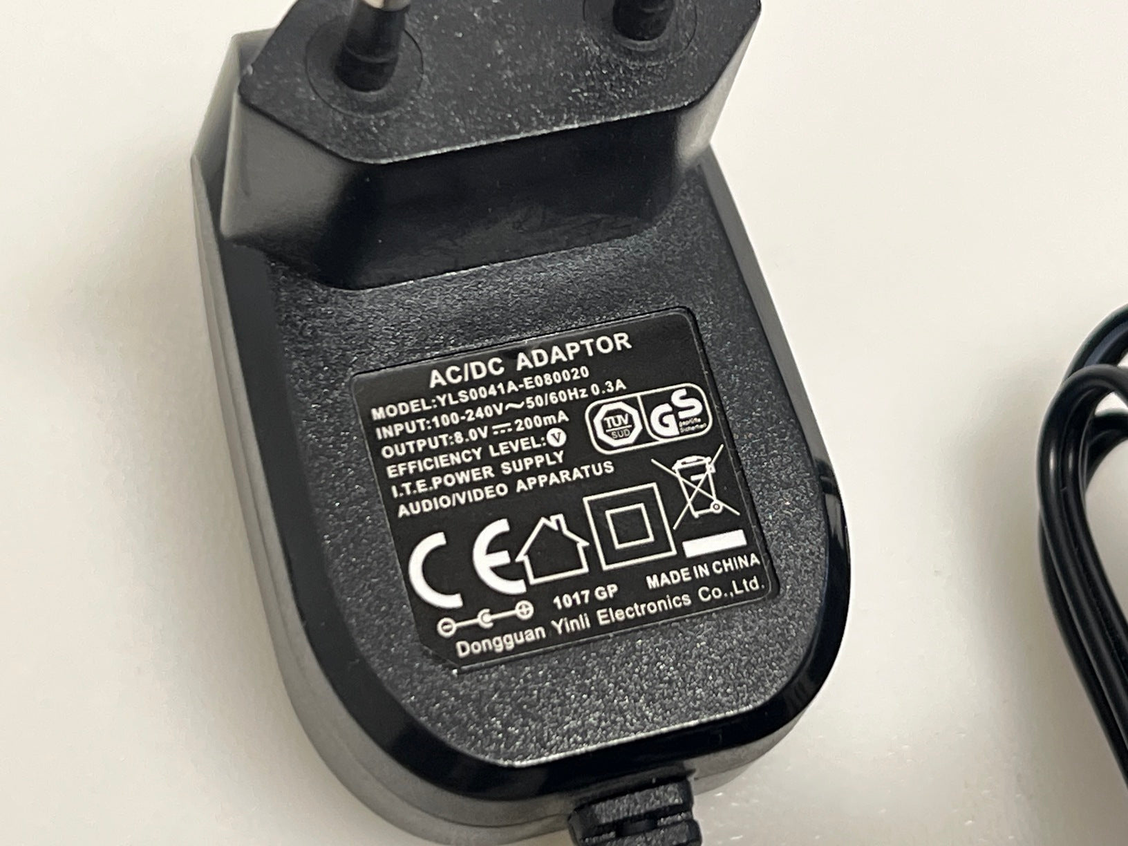 AC/DC Adapter YLS0041A-E080020 | 8V 200mA