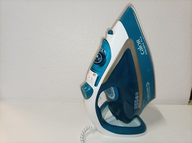 Ecost Customer Return, Calor, Fer ? Repasser Easygliss Plus Steam Iron with Constant Steam Quantity