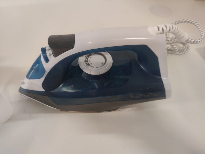 Ecost Customer Return, Black+Decker Blau BXIR2200E Steam Iron 2200 Plastic 370 ml