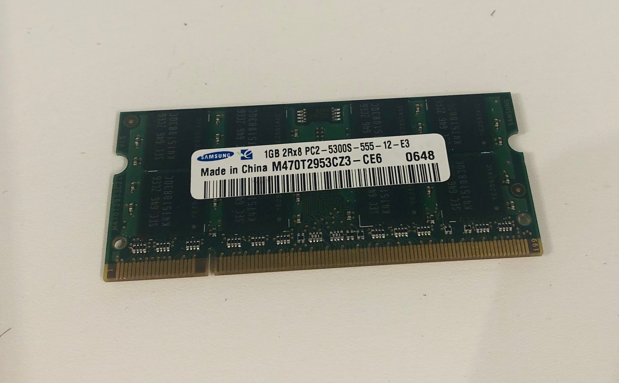 Samsung M470T2953CZ3-CE6 DDR2 SDRAM memory