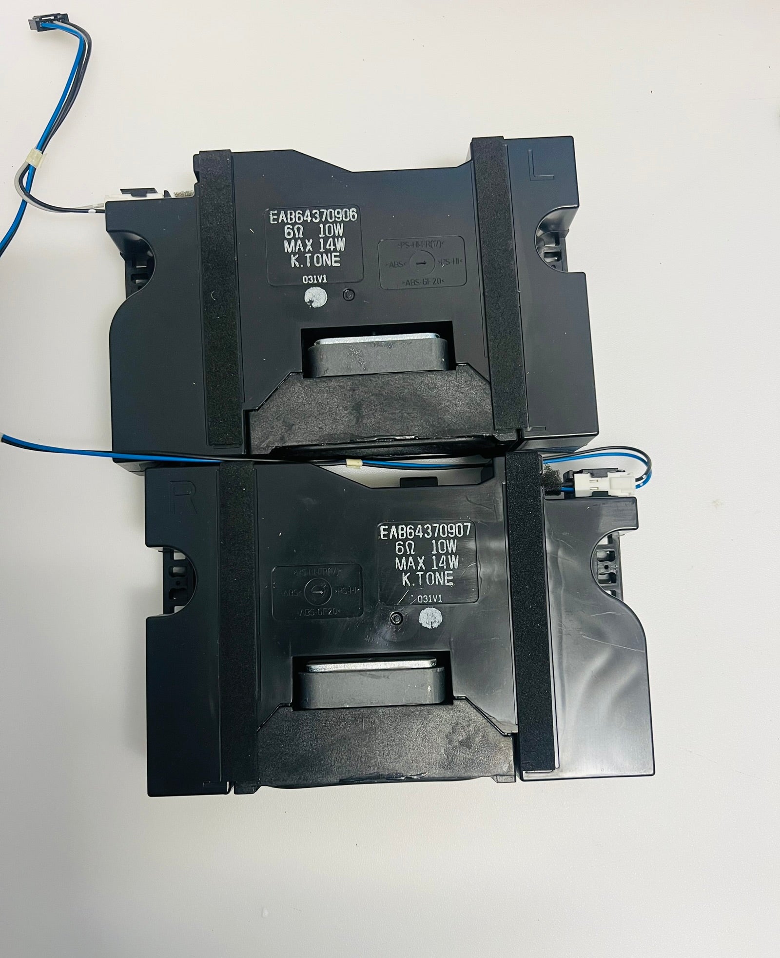 LG 55UM7050PLC Smart TV Speakers - EAB64370906 / EAB64370907