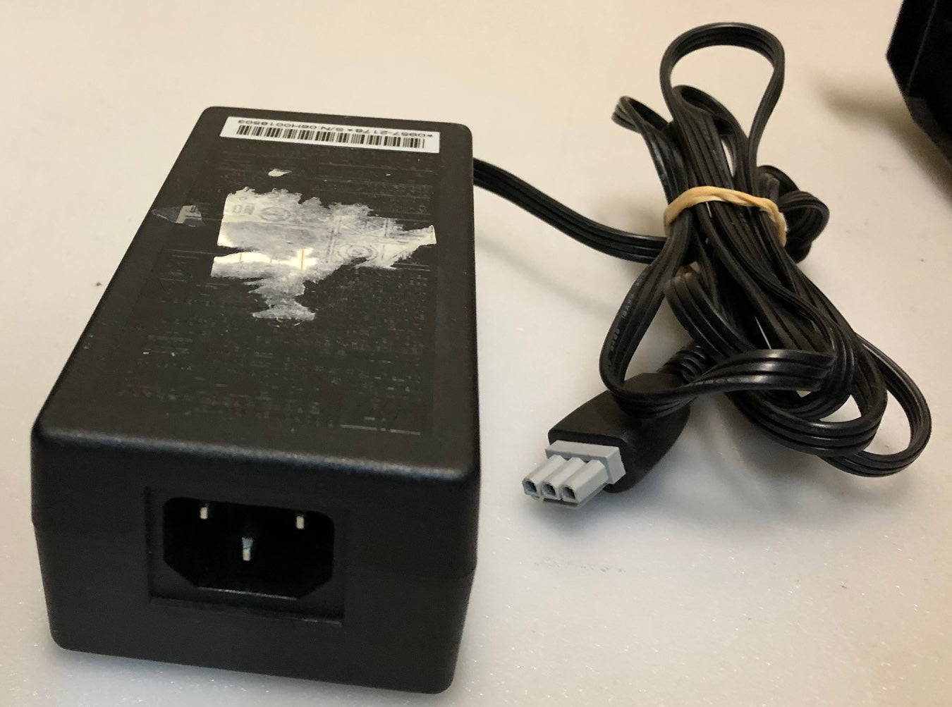 HP 0957-2178 AC Power Adapter