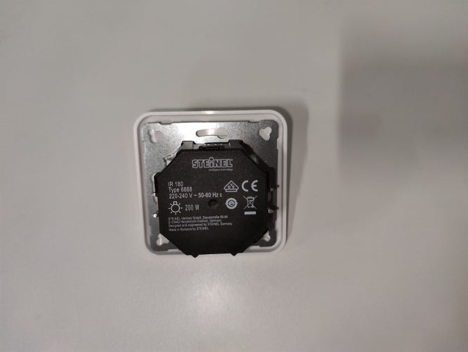 Ecost customer return Steinel IR 180 UP Easy Motion Sensor FlushMounted Wall Switch 180° Sensor Swit