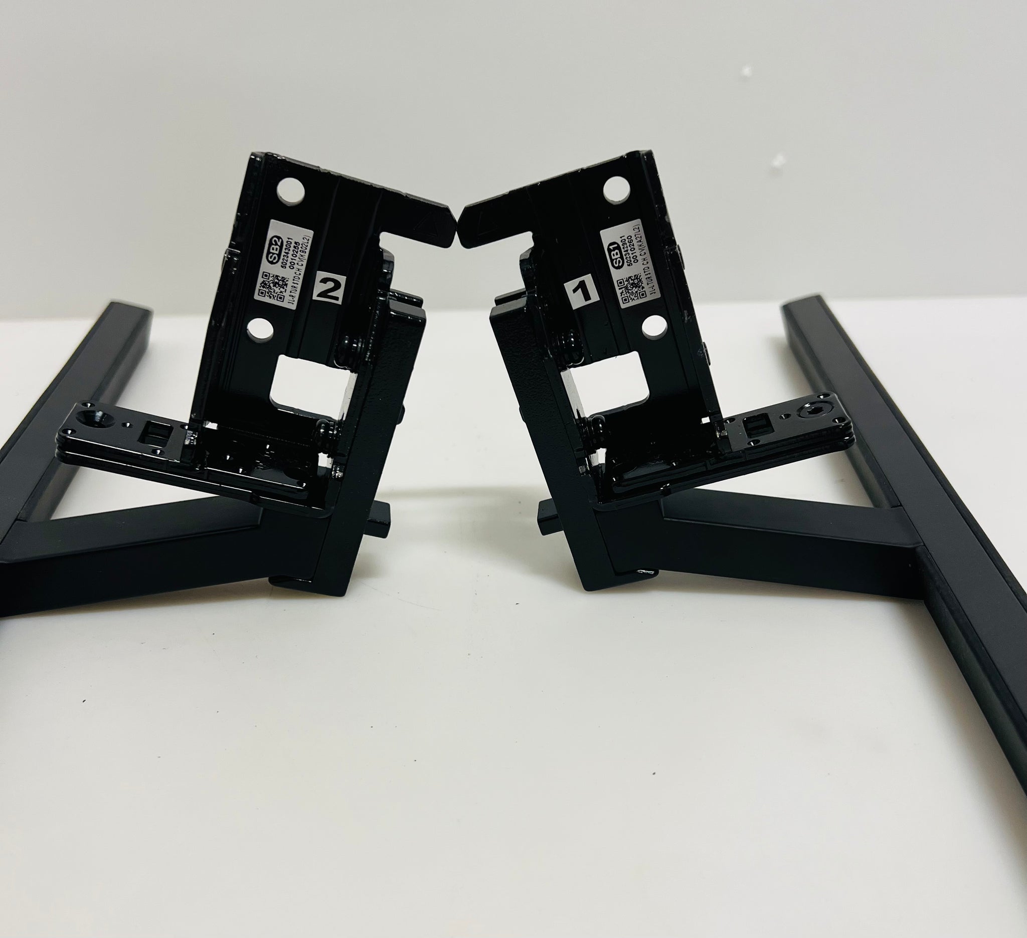 Sony XR-77A80J stands 502342901 502343001