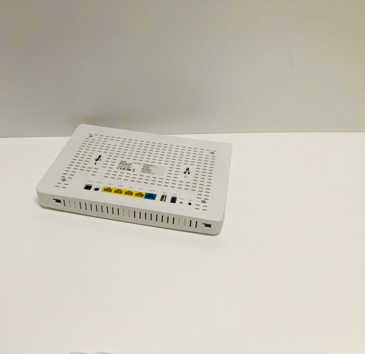 Jensen LYNX 9000 Wifi Router