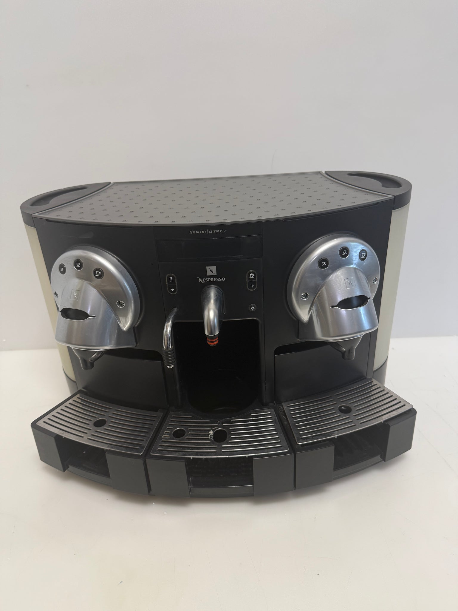 Gemini CS 220 Coffee Machine Nespresso Professional