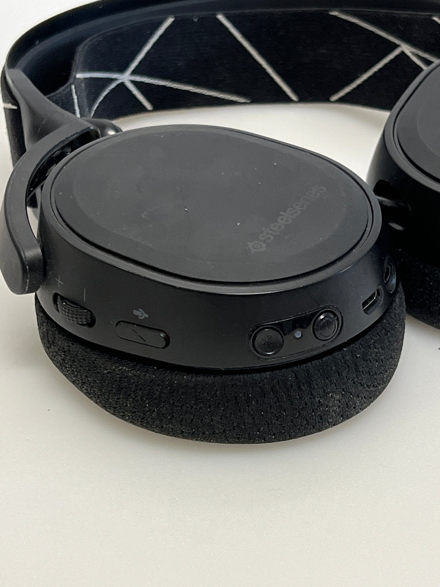 SteelSeries Arctis 9X Wireless Bluetooth Headset