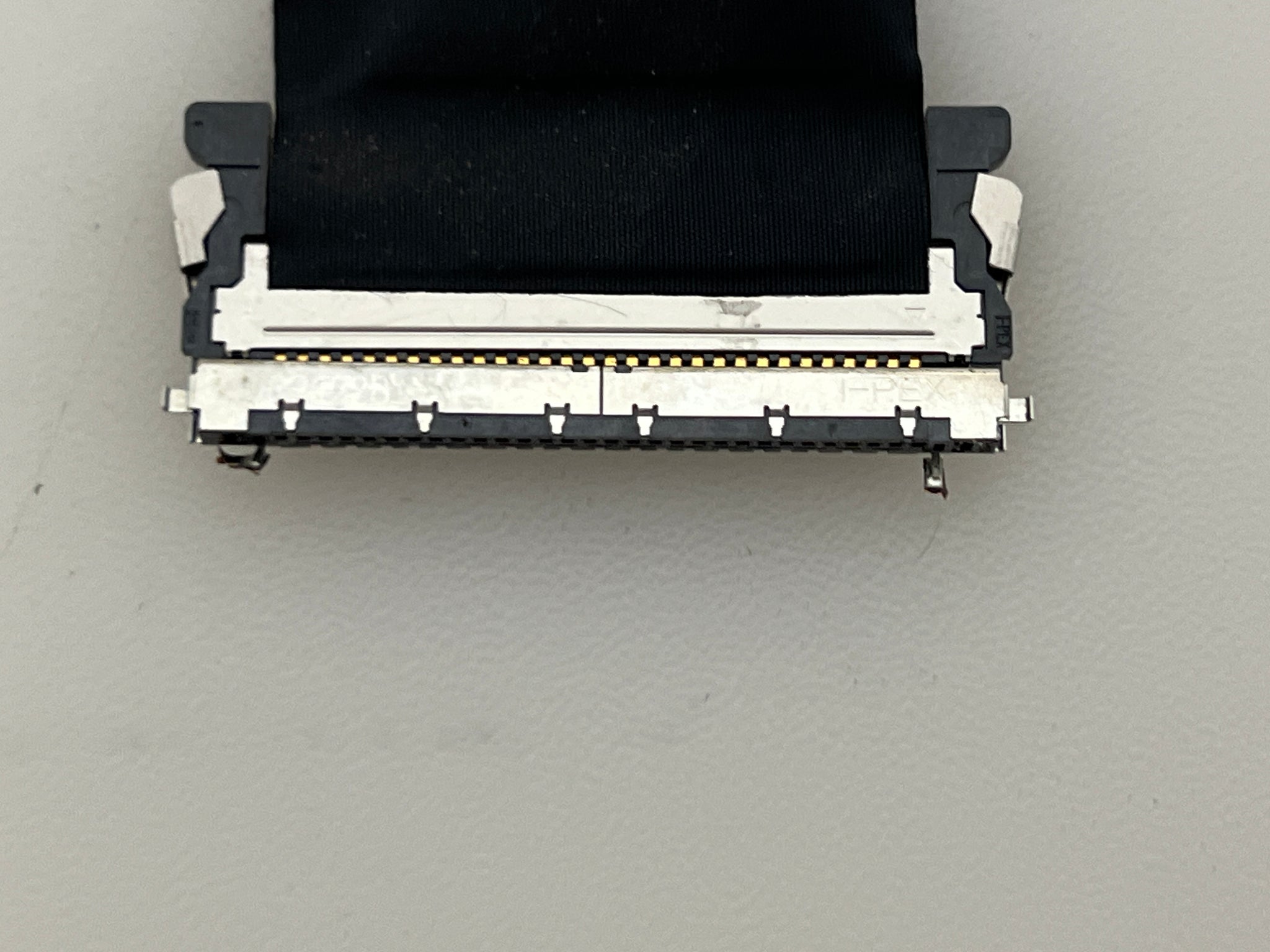 Apple iMac A1312 LVDS Cable 593-1049-A | 4 Pin, 0.5cm x 22cm