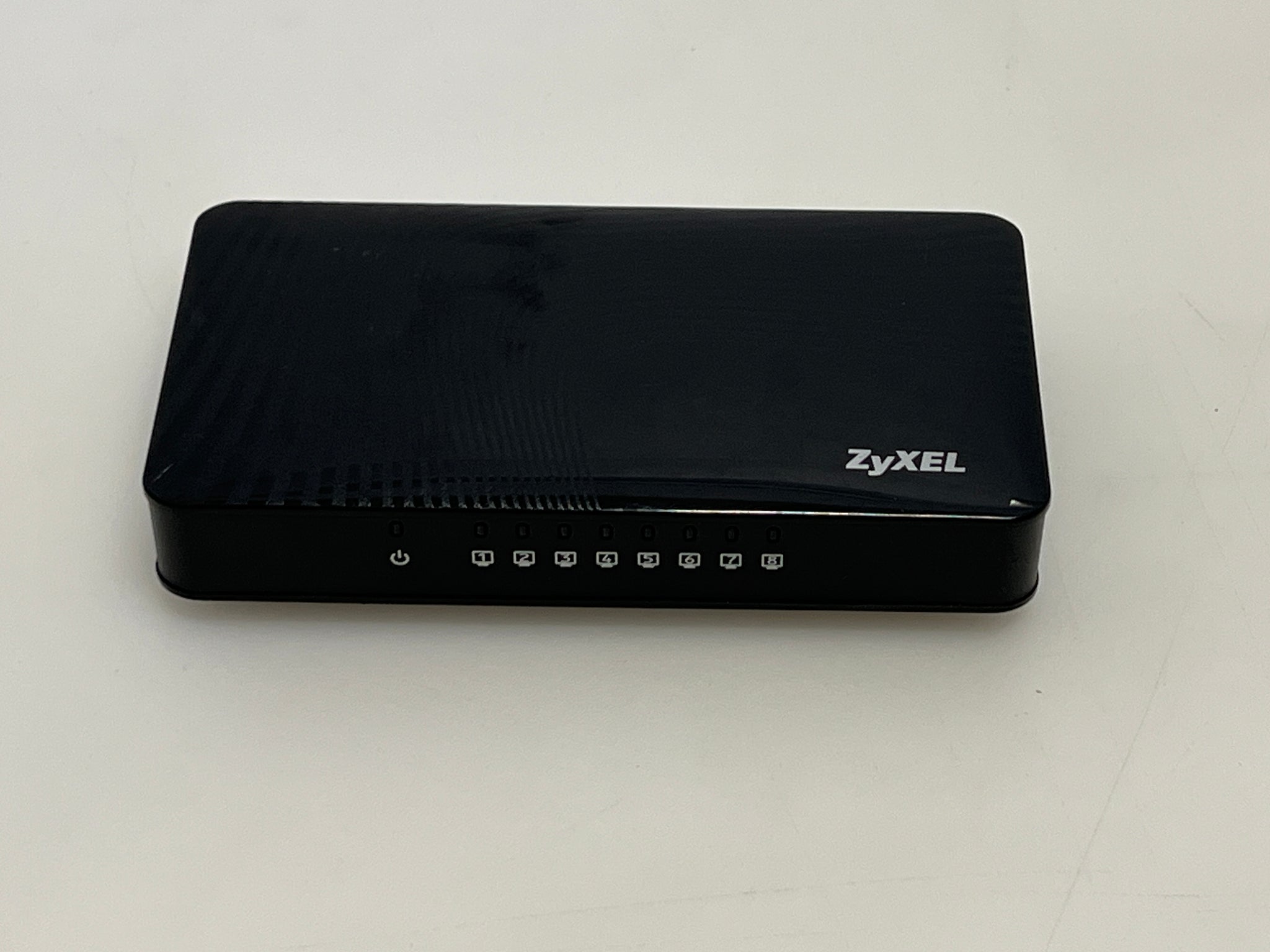 ZyXEL GS-1108S v2 8-Port Gigabit Ethernet