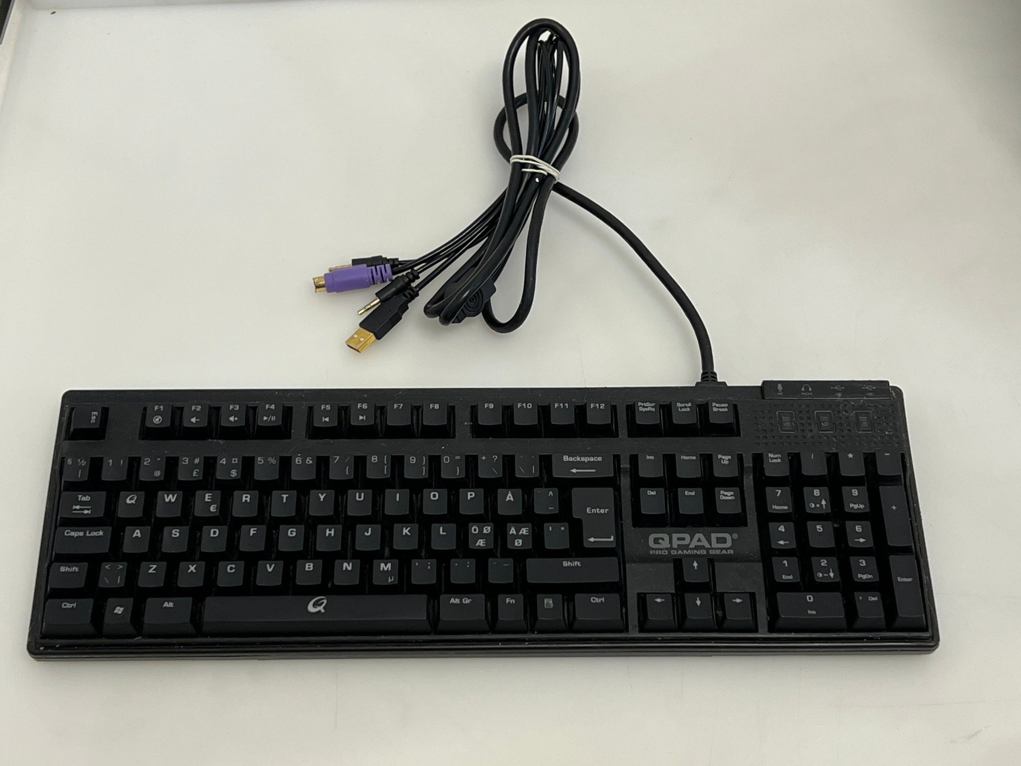 QPAD IMK-80 Keyboard 120301260
