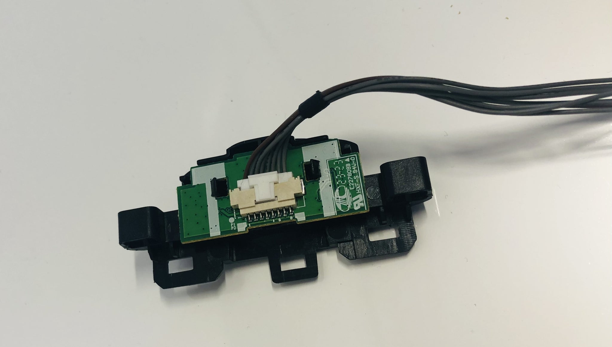 Button for LG 27GP850P monitor