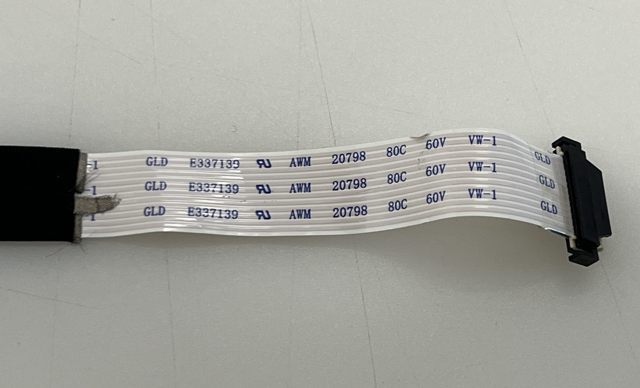 LVDS CABLE E337139 AWM 20798 (12 mm, 12 PINS) for Philips 241B7QU