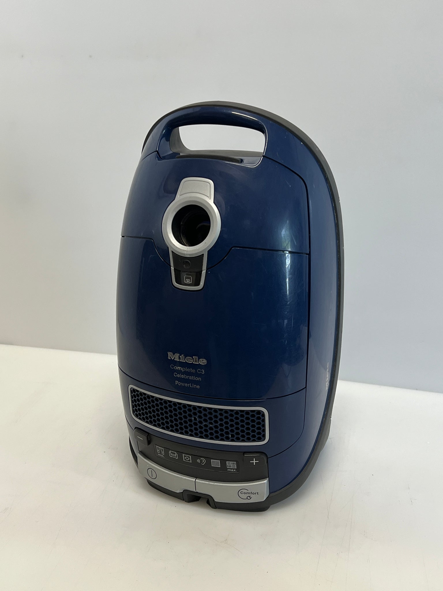 Miele Complete C3 (SGSE1) Canister Vacuum Cleaner