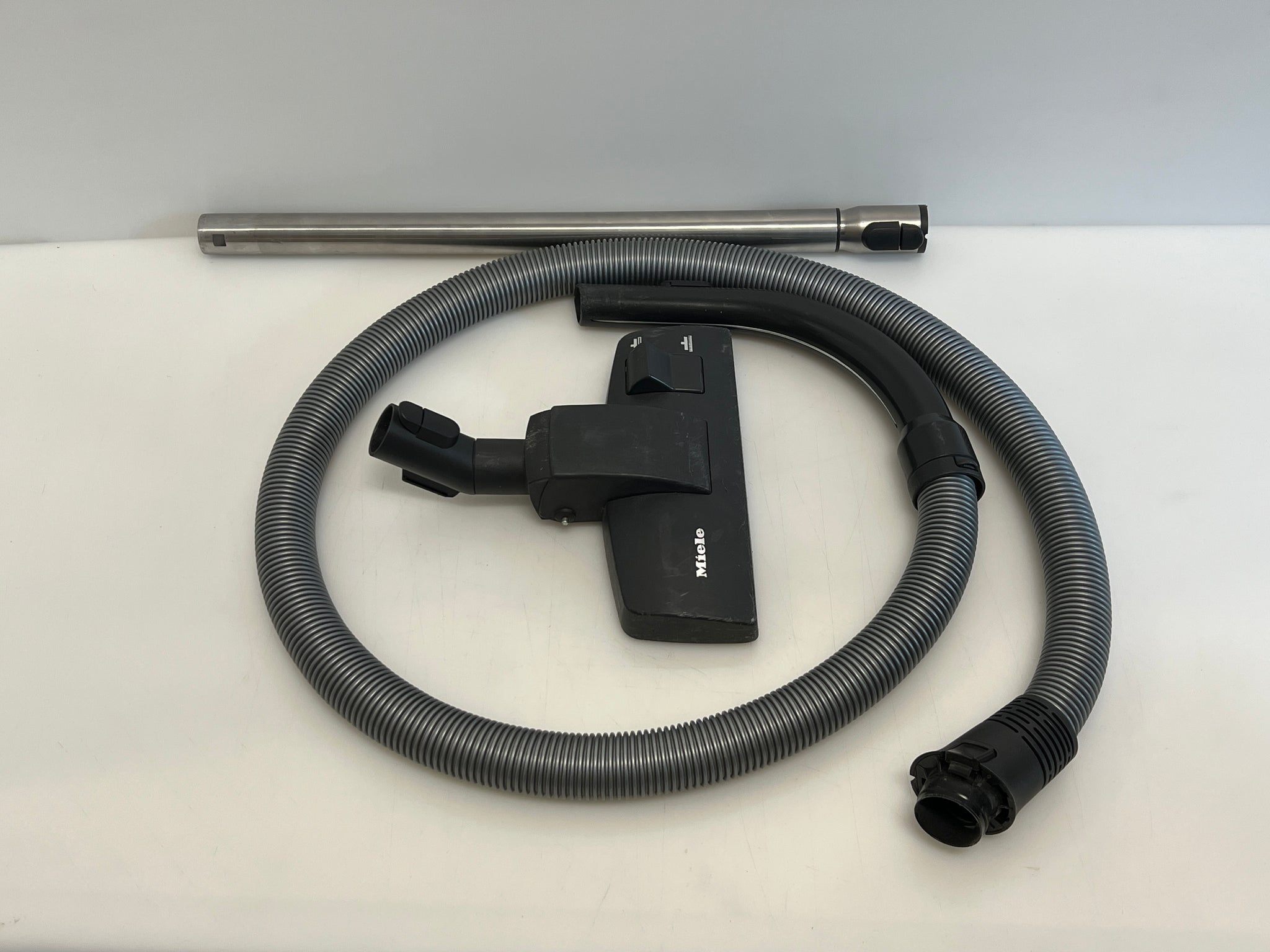 Miele S5281 Callisto Canister Vacuum Cleaner