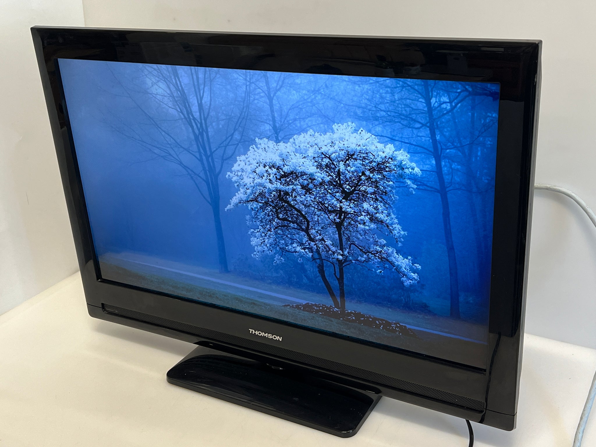Thomson 32HS2040C – 32″ HD LED TV, 1366×768