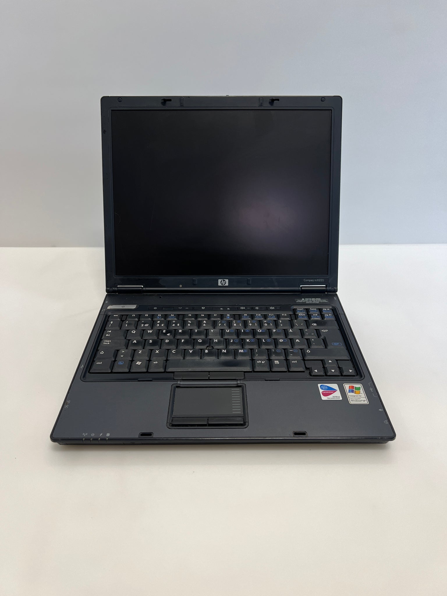 HP Compaq nc6220 Laptop – Pentium M, 512MB RAM, Intel Graphics