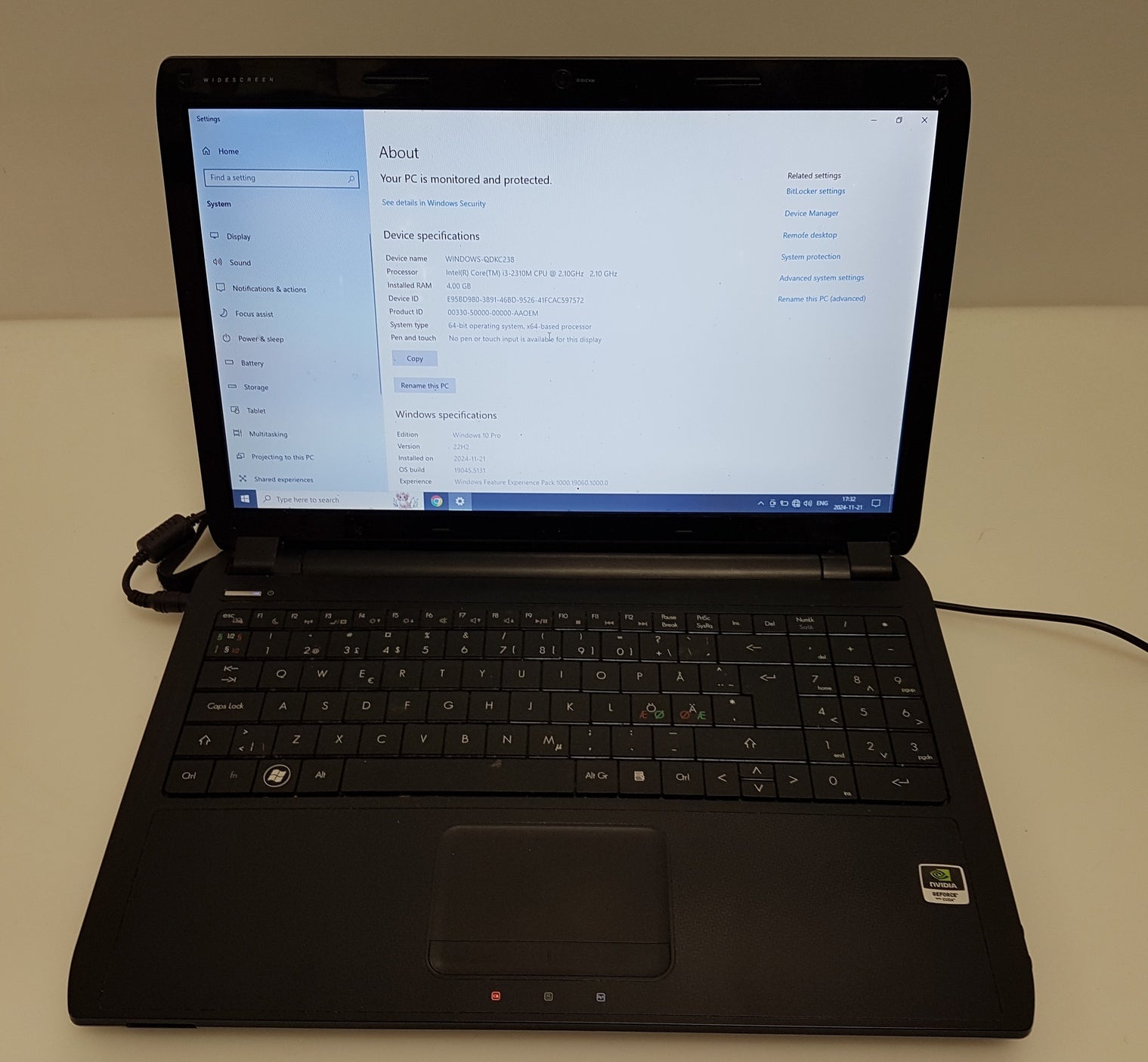 ABook 560HD | i3-2310M | 4GB RAM | 320GB HDD | Win 10 Pro