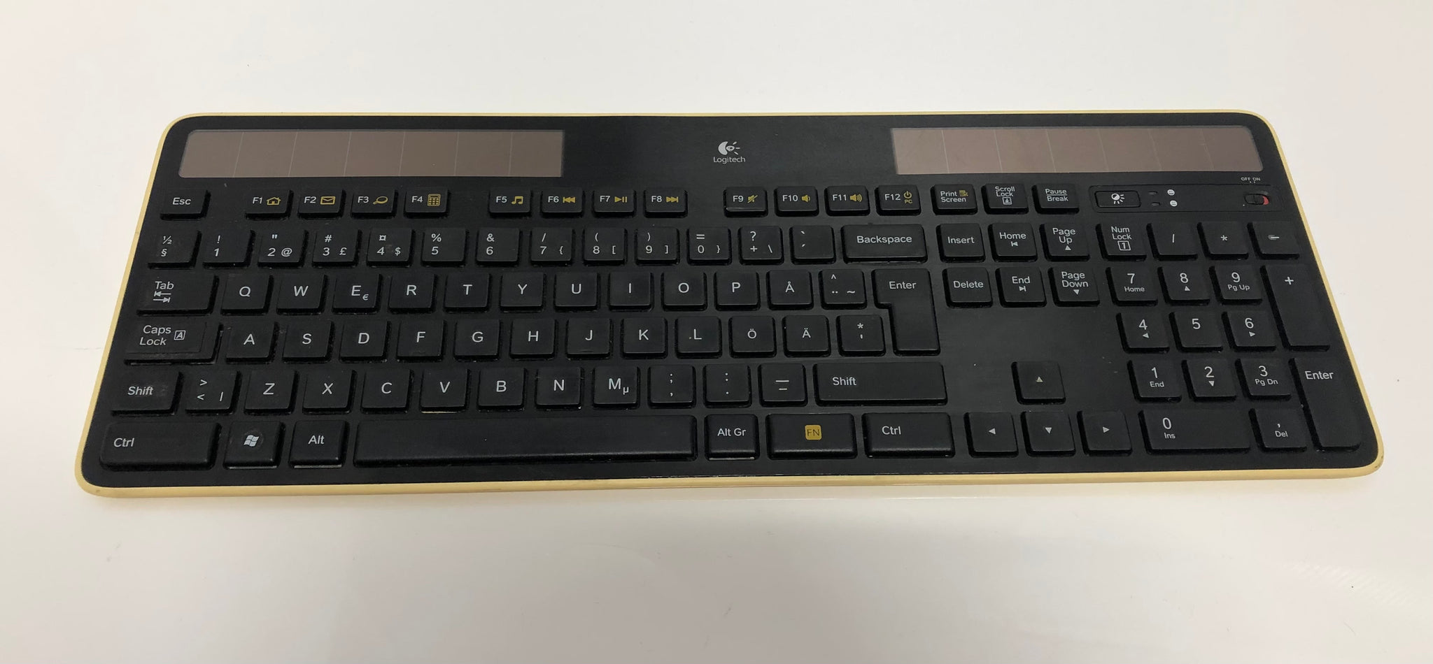 Logitech K750 Wireless Keyboard