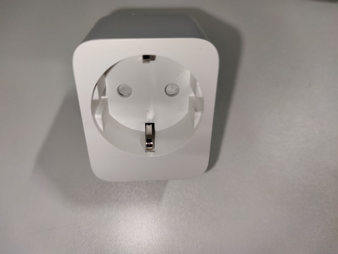 Ecost customer return Wiz Smart Plug, smart socket, smart control via app/voice via WLAN,