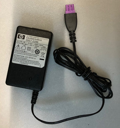 HP 0957-2286 AC Power Adapter